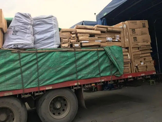 新城镇家具托运
